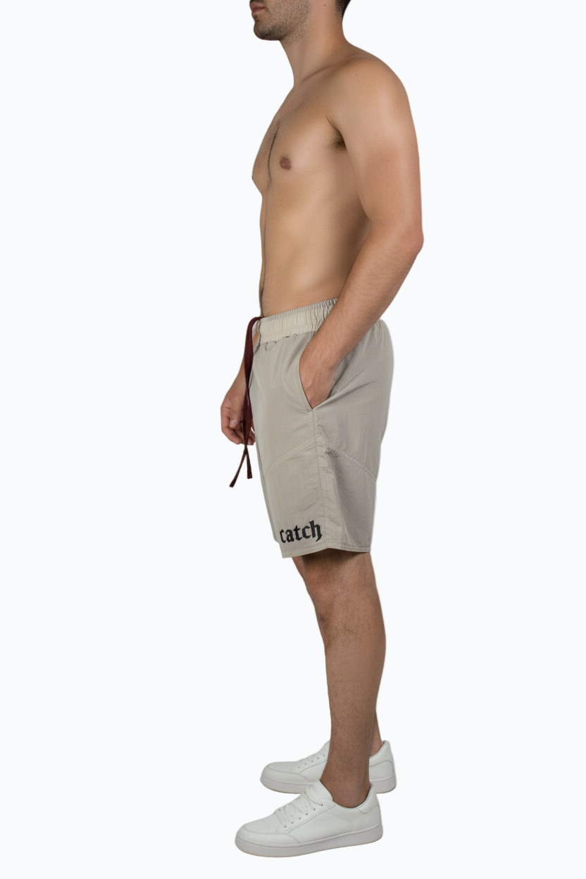 "Dual-Tone Waterproof Shorts – Beige&  Burgundy "