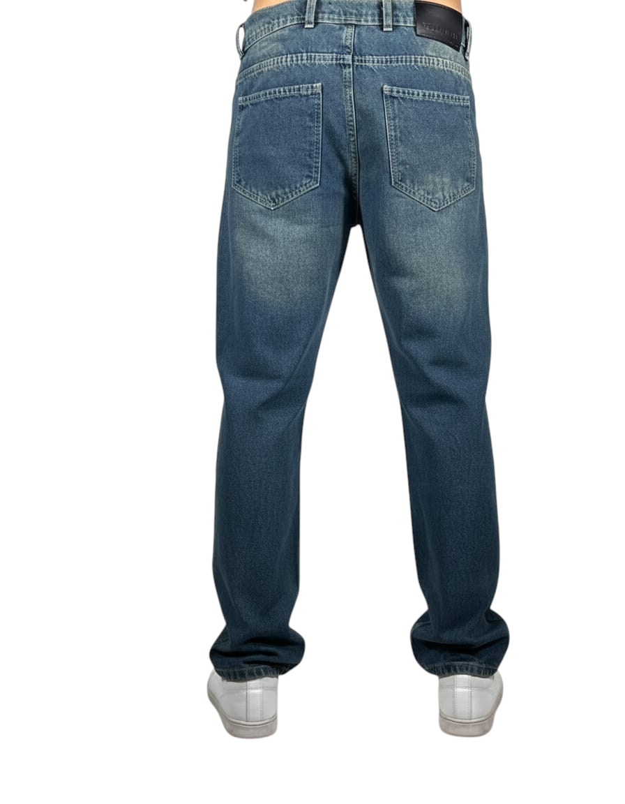 Regular Fit Jeans โ Classic Denim in 3 Colors (Dark Blue, Light Blue & Dirty Wash)