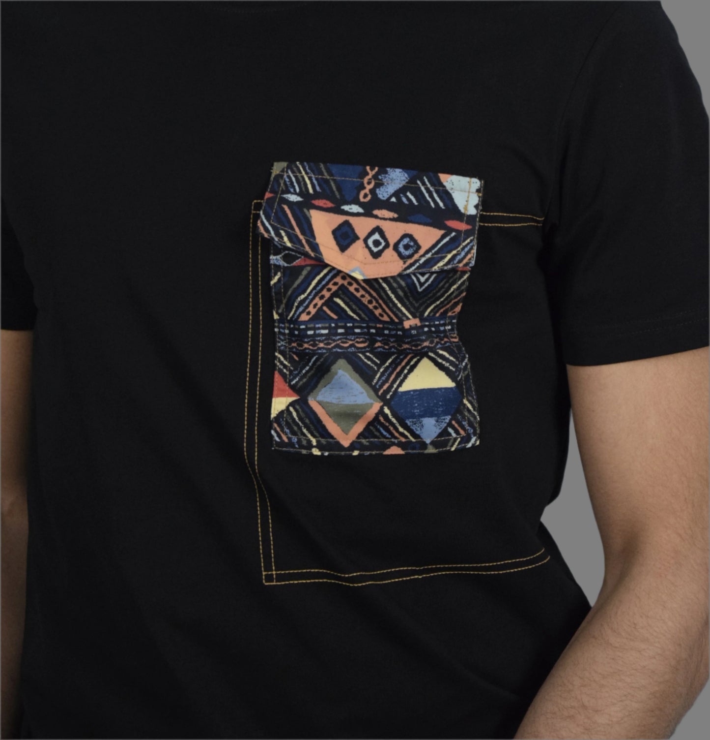 Round t.shirt